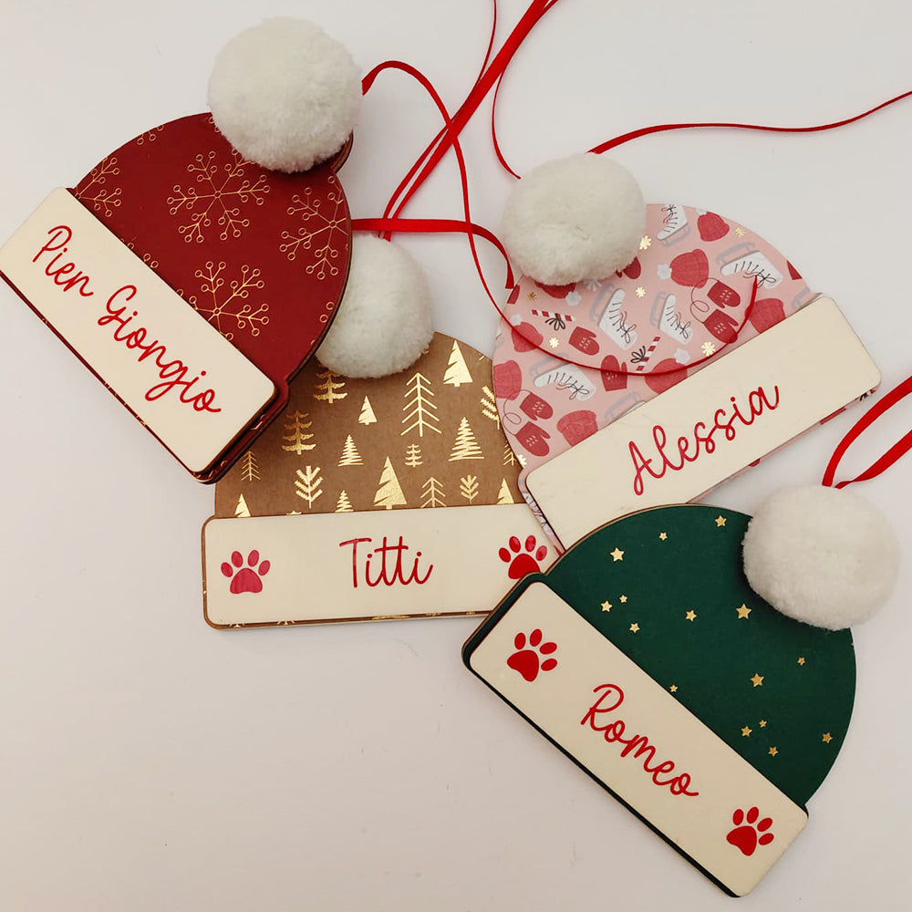 Addobbo berretto natalizio personalizzato in legno con nome