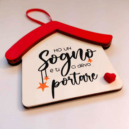 Casetta in legno con stampa – Decorazione natalizia da appendere, segnaposto o chiudipacco