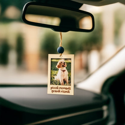 Cornice in legno con profumatore per auto