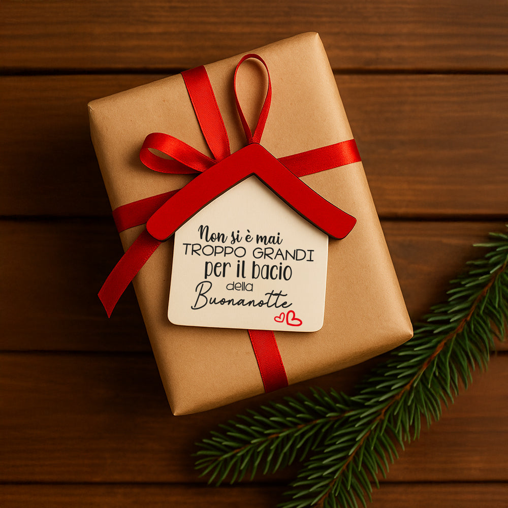 Casetta in legno con stampa – Decorazione natalizia da appendere, segnaposto o chiudipacco