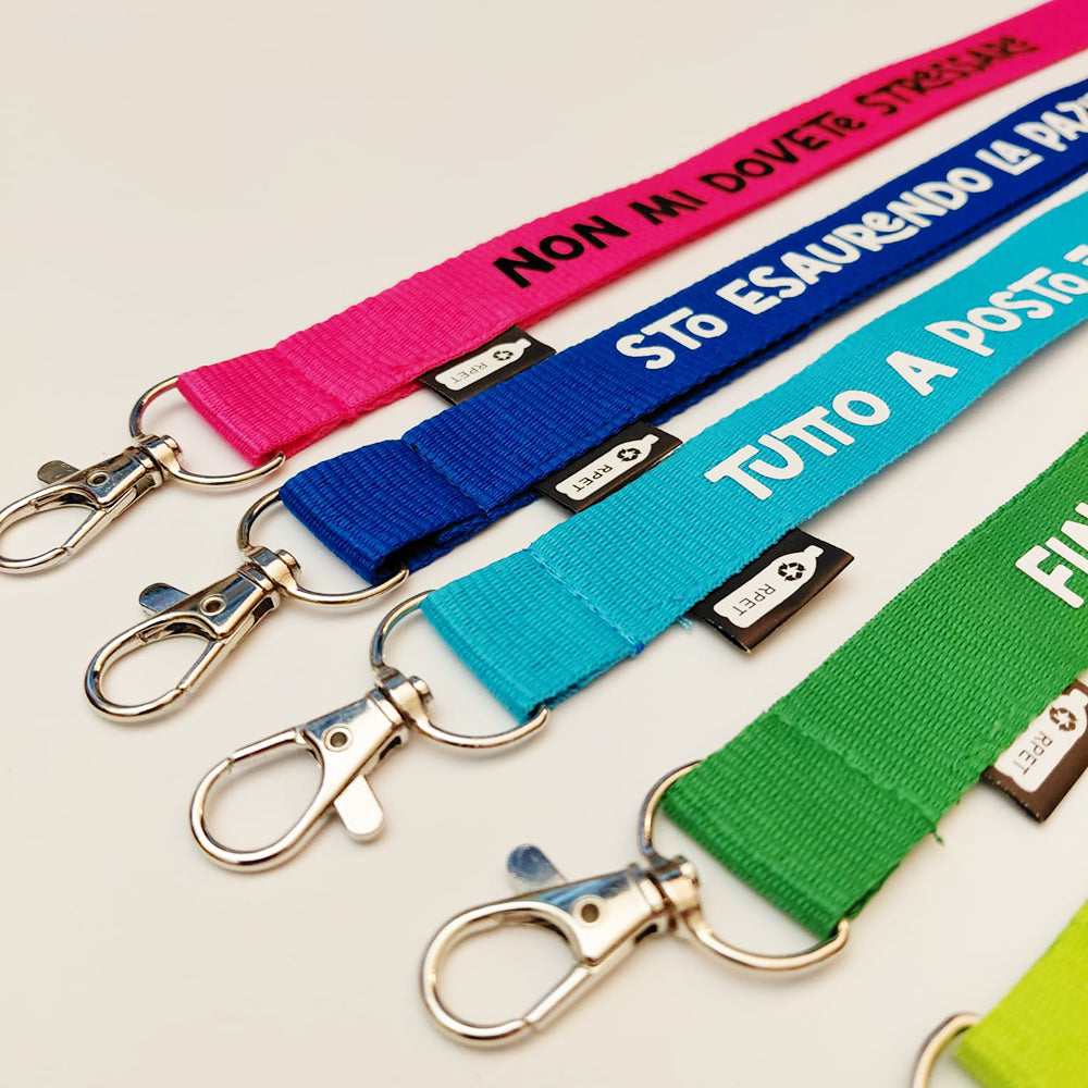 Lacci da collo personalizzati in R-PET nei diversi colori disponibili