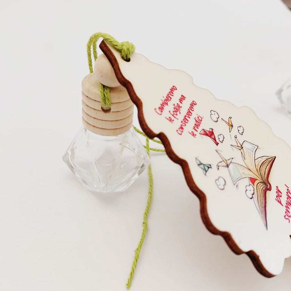 MAGICTREE maestra in legno con grafica libro e frase sulle radici