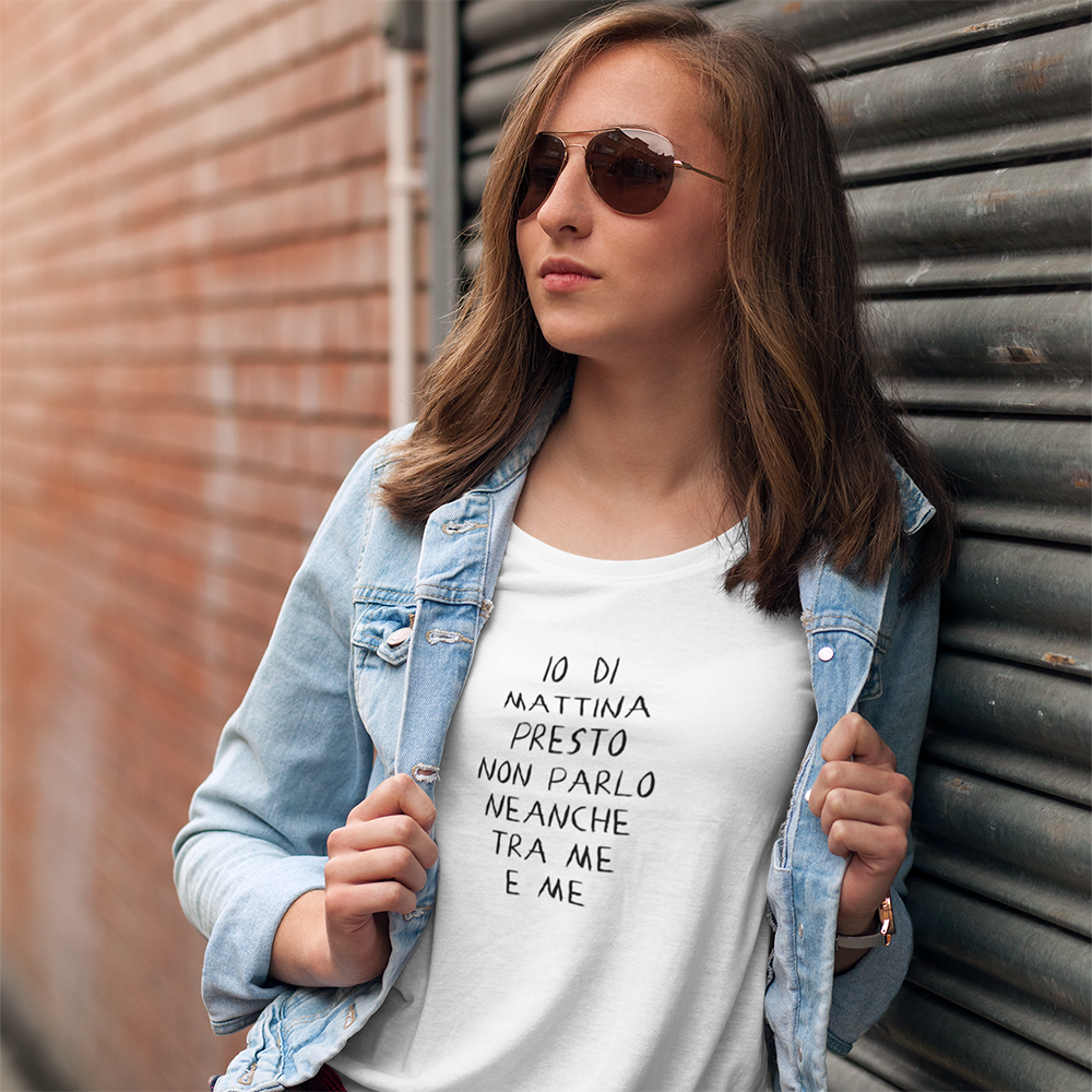 T-shirt Io di Mattina Presto Non Parlo