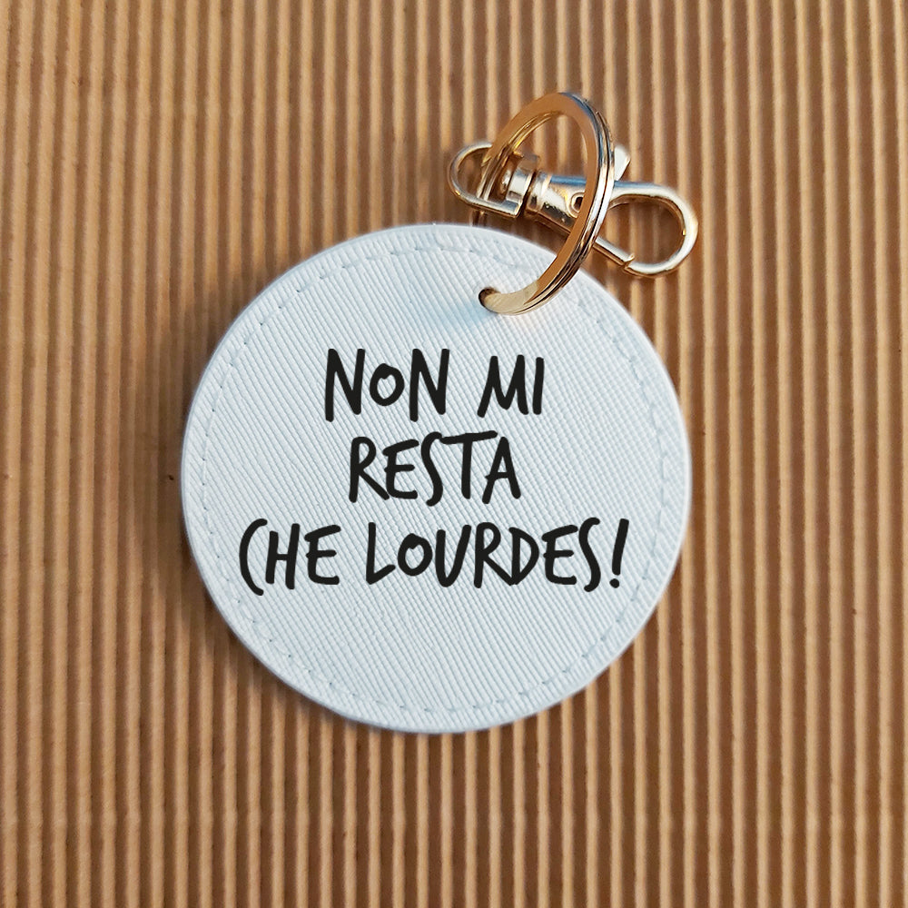 portachiavi bianco personalizzato con frase effetto saffiano