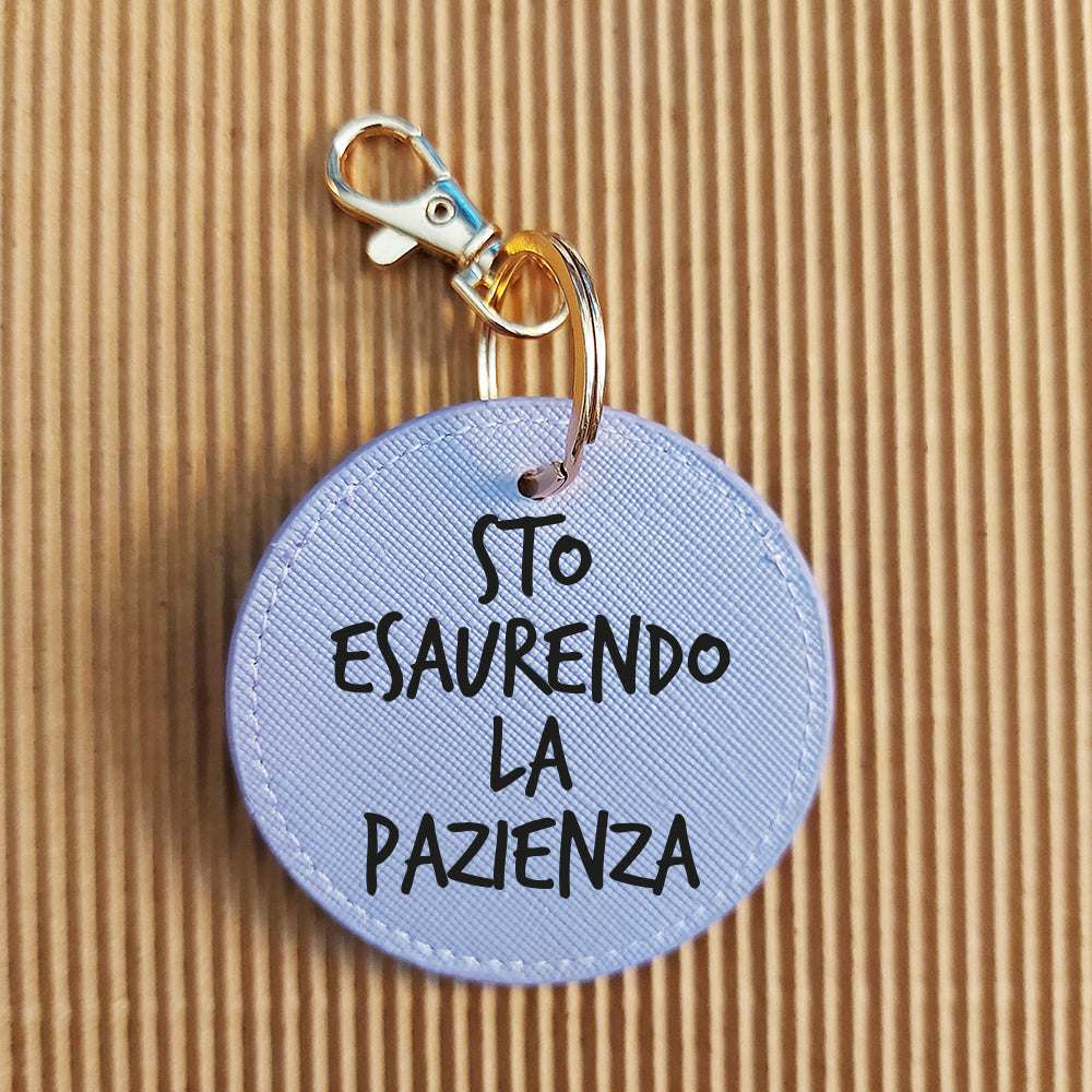 portachiavi lilla personalizzato con frase divertente