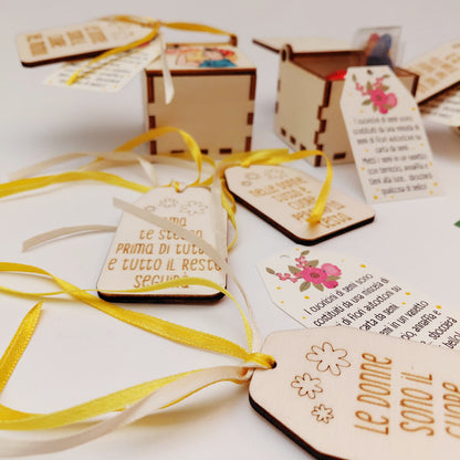Kit completo Festa della Donna: scatolina in legno con cuoricini piantabili con semini, cioccolatini e tag con istruzioni