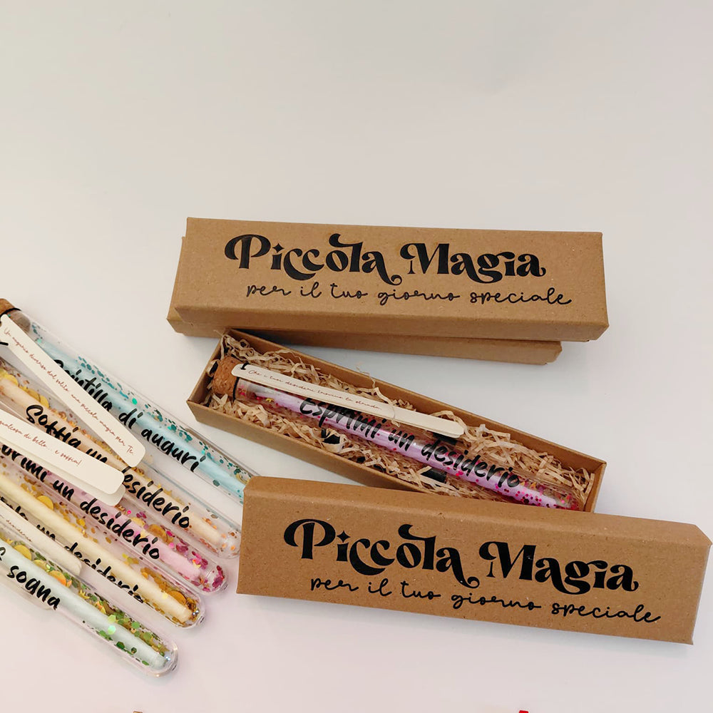 Scatoline kraft Piccola Magia con ampollina dei desideri confezionata con paglietta e tag interna personalizzata